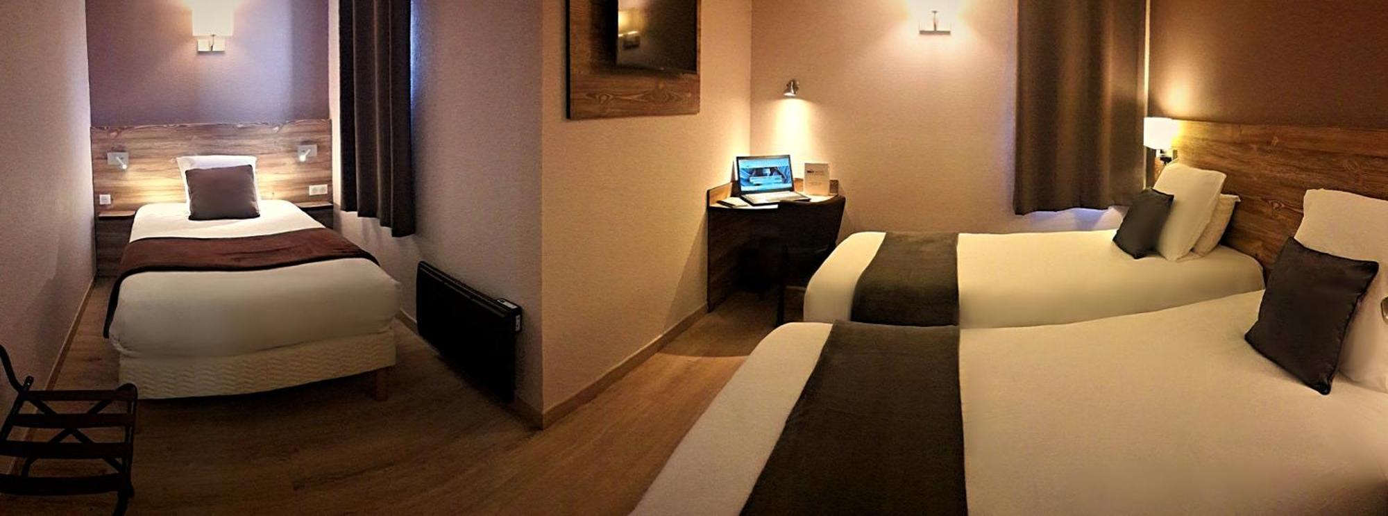 Brit Hotel Confort Pau Lons Dış mekan fotoğraf